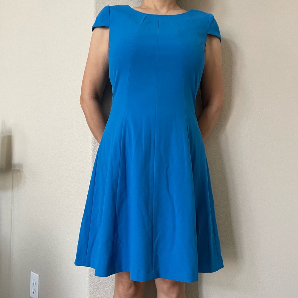Tahari midi dress above knee, size 4